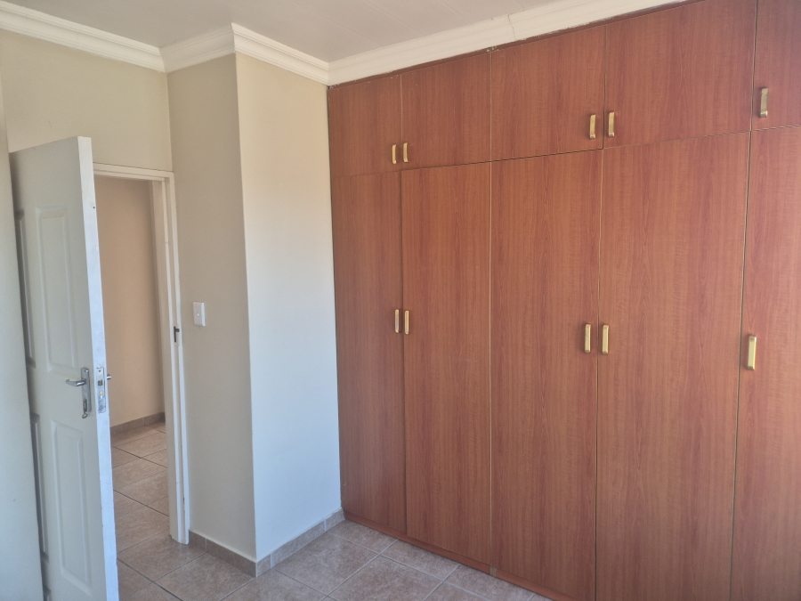 2 Bedroom Property for Sale in Flamwood North West